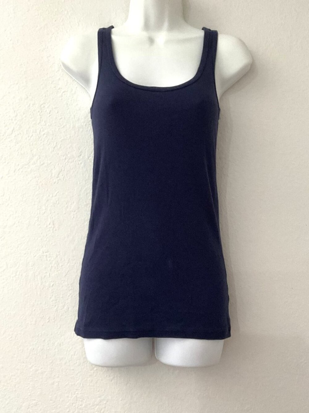MUST HAVE BLUE RIBBED TANK TOPS BUNDLE (SET OF 2) - SIZE L 12-14 - Picture 4 of 16